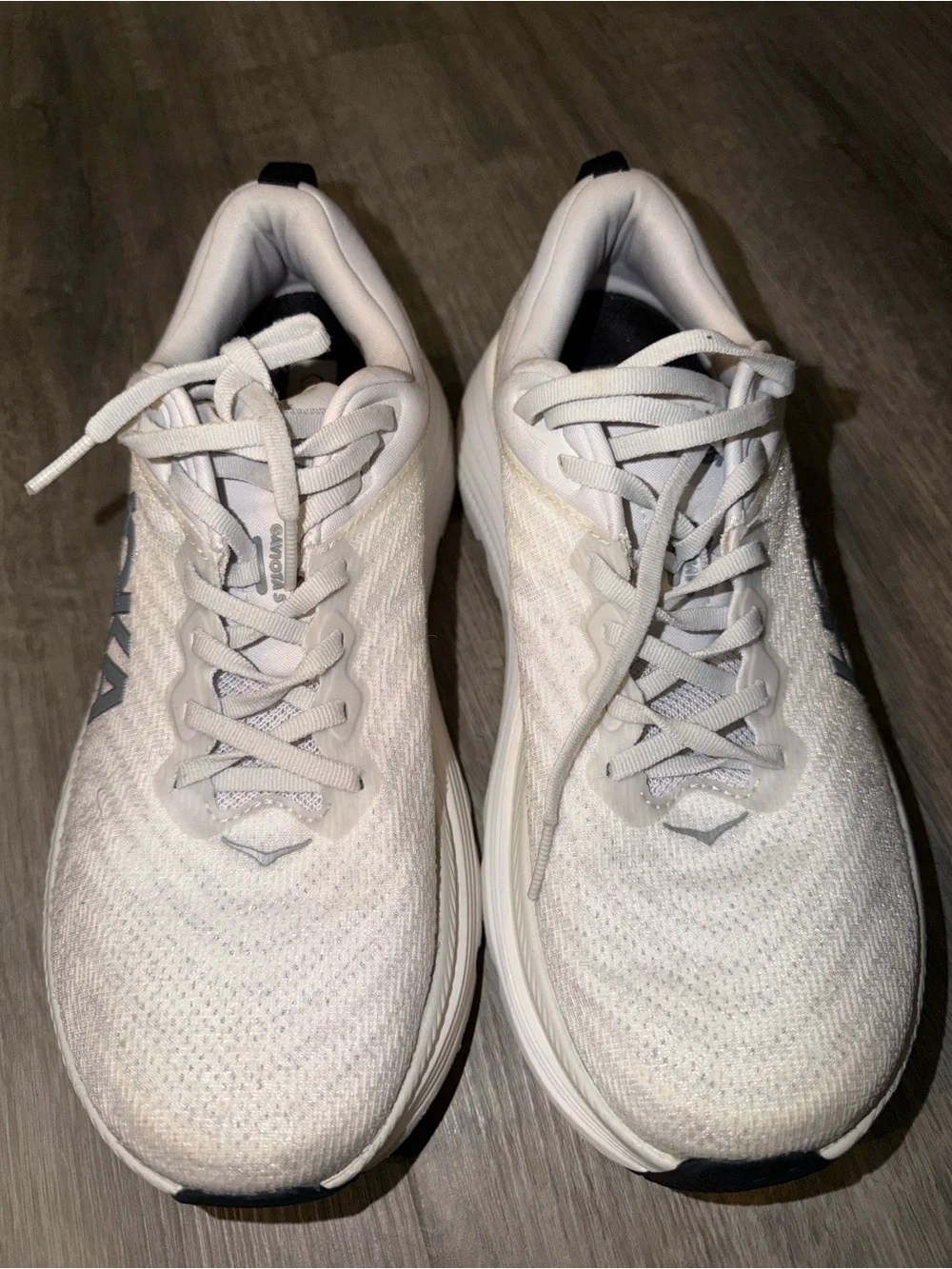 Hoka used smoke